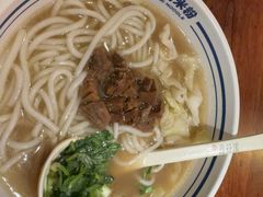 -鑫花溪牛肉米粉(东环大润发店)