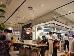 -俏凤凰(美林M·LIVE天地东座店)
