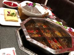 -鼎汇丰重庆老火锅(鞍顺园店)