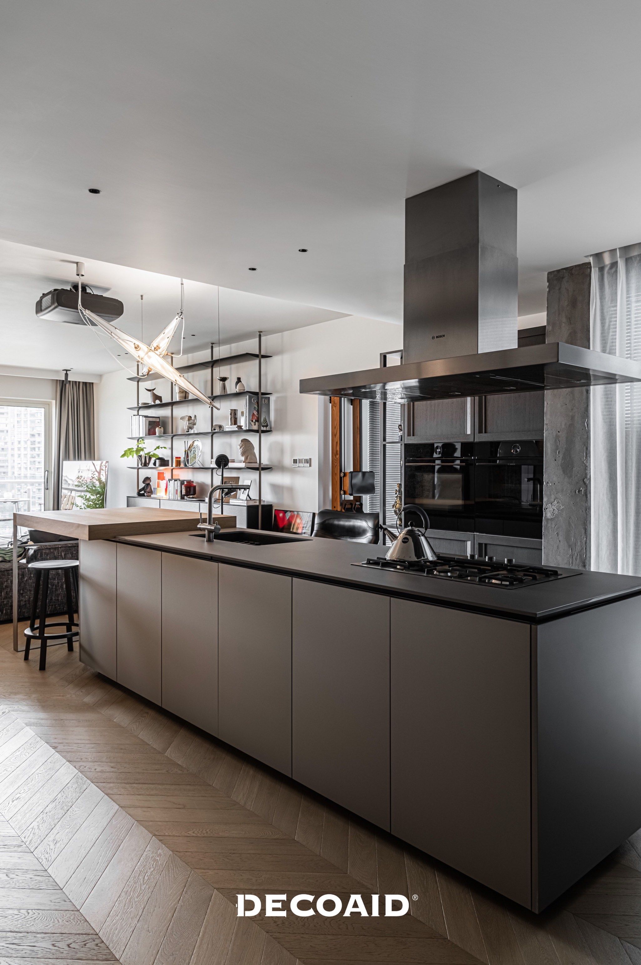 入户超大开放式厨房,非常规做法的极致体验