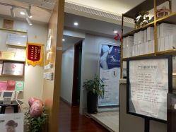 -Mamom club 慢会所(爱丁堡店)