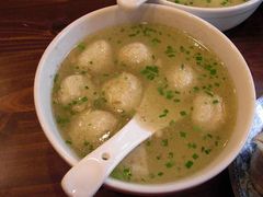 鱼丸汤-五芳齋(云南南路店)