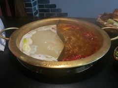 鸳鸯锅-欧阳小姐在成都(爱琴海店)