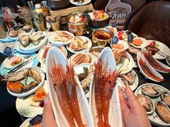 -雍容荟帝王蟹活龙虾展台自助(IFS黑金店)