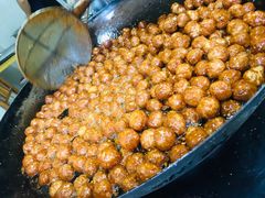 糖油果子制作中-邓记新一代糖油果子(四川煤管局供销公司职工宿舍店)