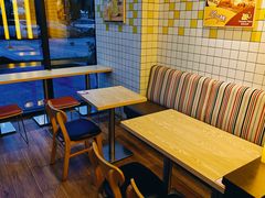 -尊宝比萨(机场店)