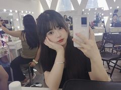 -金夫人化妆摄影职业培训学校