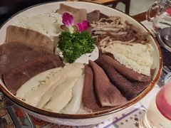 -新哥老官·畅吃123·美蛙世界(苏宁广场店)