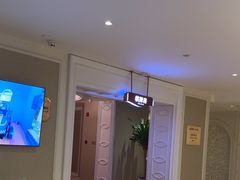 -麓湖国际水疗