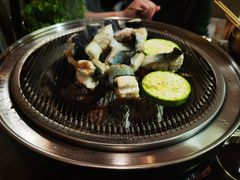 -围炉肉舍•炭烤活鳗•丹东海鲜烤肉(步行街店)