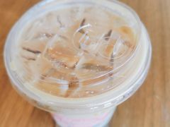 牛油果生椰冷萃-Tims天好咖啡(河西万象城店)