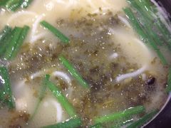 -在蒙自过桥米线