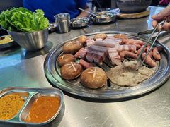 -哈哈碳都·牛肋条无限自助烤肉(台江万达店)