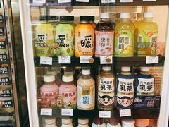 -全家便利店(愚园店)