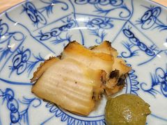 酒蒸鲍鱼配鲍鱼肝酱-荣一代目OMAKASE板前料理