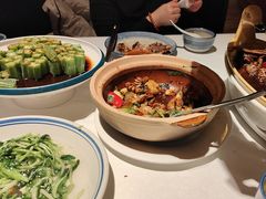 -八府香鸭·啫啫煲(华山路店)