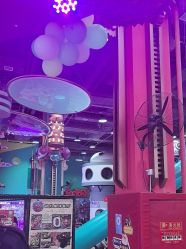 -欧酷世界动力星球(王府井奥莱UP TOWN店)