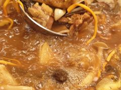 -菌海森林·非遗野生菌火锅(西山区滇池路摩根道店)