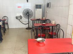 大堂-武胜传统生榨米粉