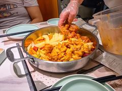 -黄记煌三汁焖锅(新佳丽江汉路店)