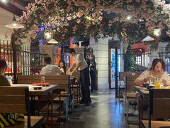 大堂-沪小胖小龙虾(淮海中路旗舰店)