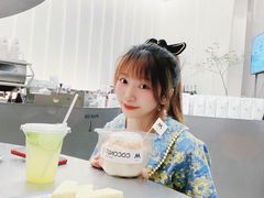 -M Stand(上海人民广场来福士店)