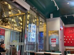 -DQ·蛋糕·冰淇淋(大宁国际商业广场店)
