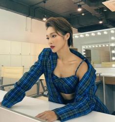 -苏奇发型·烫发染发