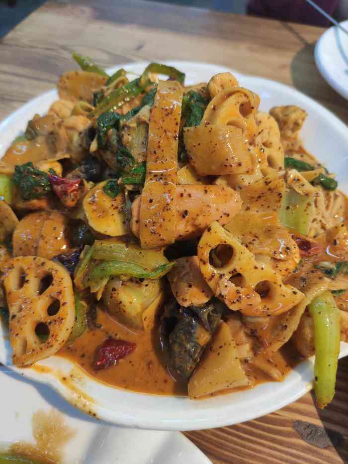 西关杨家馅饼-"本来想去金家馅饼,结果卖没了关门了,找了.