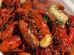 -肥肥虾庄·金牌油焖大虾(杨园滨江时代walk店)