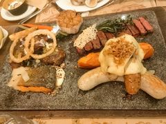 -Mark&Mars Restaurant