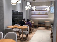 用餐区-奈雪的茶(大梅沙8号仓店)