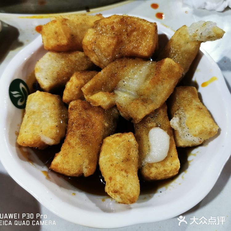 打卡重庆最大的一家火锅店枇杷园食为鲜火锅