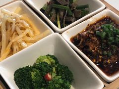 蒜蓉西兰花-阿斯牛牛·凉山菜(新会展店)