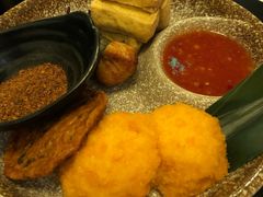 Golden虾饼-浩海火燒雲傣家菜(芮欧百货店)