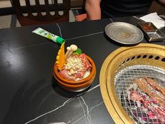 -山川小町·极番烧肉(新地假日广场店)