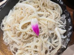 -老牌坊云南鱼豆花火锅(嵩山店)