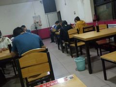 -清真·白家牛肉罩火烧老店(育才街店)