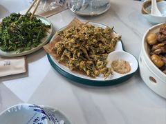 -何适山庄·团餐住宿(水长城P2停车场店)