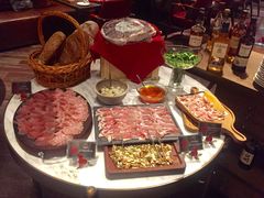 -恰餐厅及酒吧 CHAR Bar & Grill (北京丽都皇冠假日店)