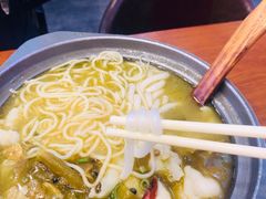 -周鱼小馆石锅酸菜鱼(活力汇店)