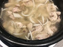 -东椰·海南椰子鸡火锅(朝阳门店)