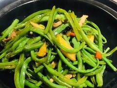 砂锅扁豆丝-雲蜀龙阁·金牌水煮鱼(方庄店)