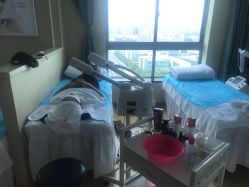 -痘院士专业祛痘皮肤管理