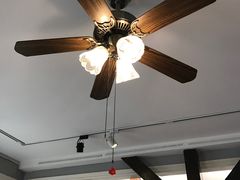 -荒岛书店(黄县路店)