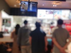 -肯德基(中纬店)