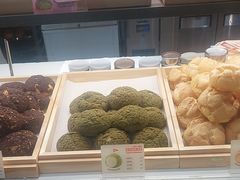 -西树泡芙(湖滨银泰in77B区店)