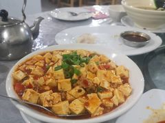 -YI PIN JU 一品居中餐厅 中国超市