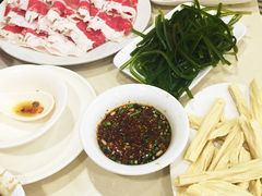 -台北吴记老锅底麻辣火锅(蓝村路店)