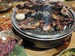 -青瓦餐厅·生鱼片·韩园烤肉(西塔店)